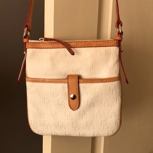 Dooney & Burke Crossbody bag